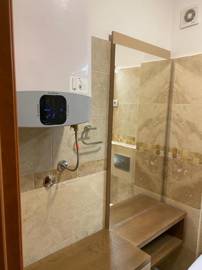 Bitcoin And Ethereum Deluxe Apartments Bar Exterior foto