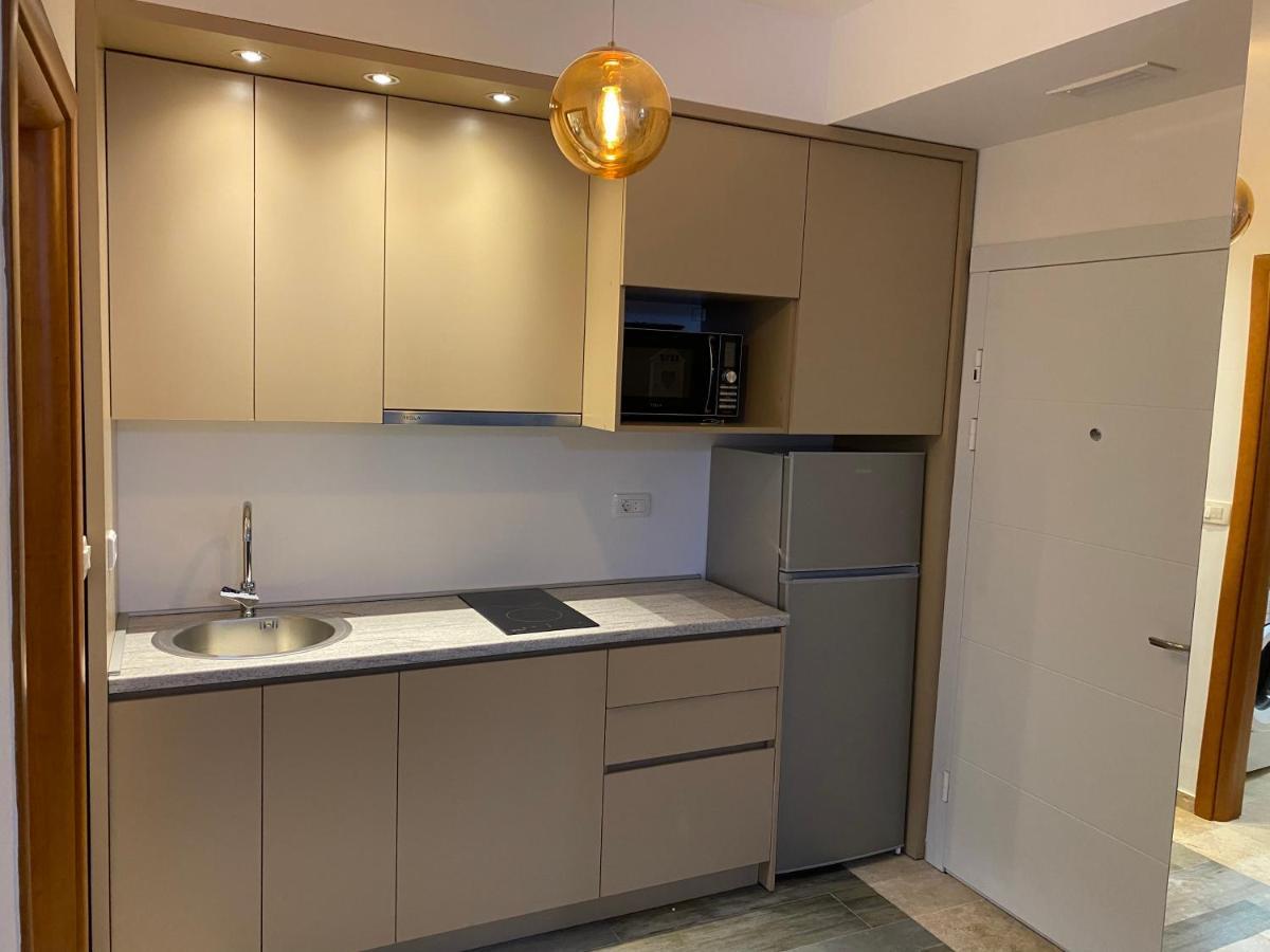 Bitcoin And Ethereum Deluxe Apartments Bar Exterior foto