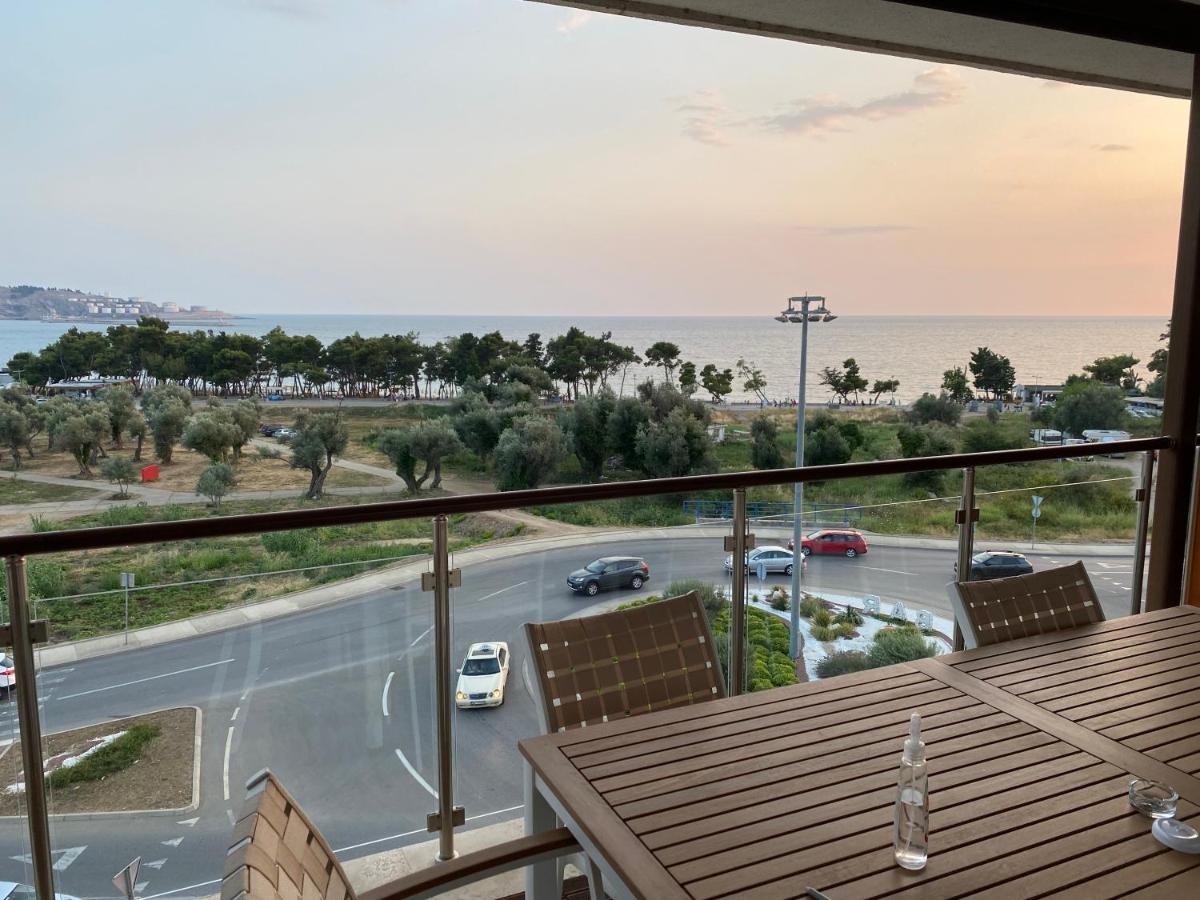 Bitcoin And Ethereum Deluxe Apartments Bar Exterior foto