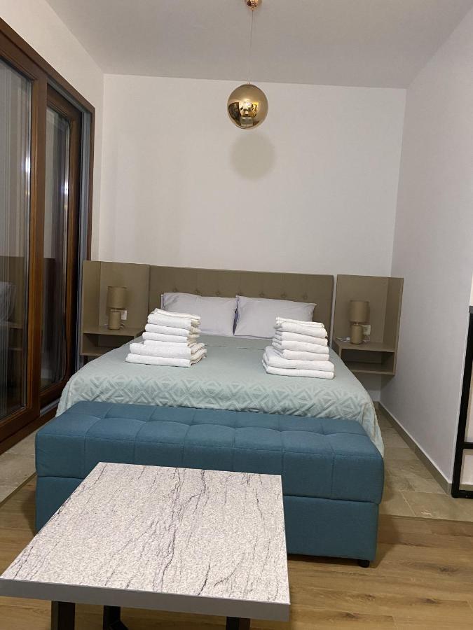 Bitcoin And Ethereum Deluxe Apartments Bar Exterior foto